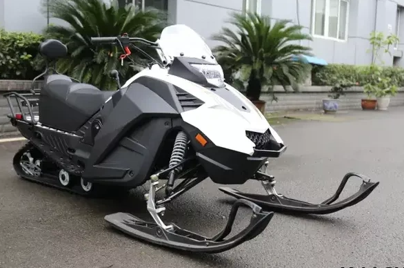 Снегоход ULAR 220 в Евпатории