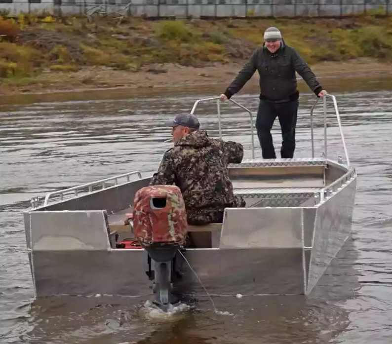 Алюминиевая лодка Wyatboat-600 в Евпатории