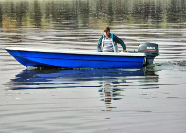 Стеклопластиковая лодка Wyatboat 430 тримаран в Евпатории