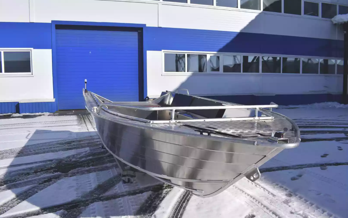 Алюминиевая лодка Неман-500 P в Евпатории