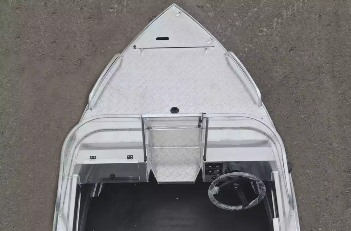 Алюминиевая лодка  Neman-400 PRO в Евпатории