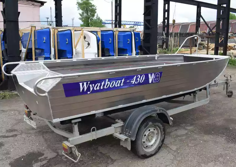 Алюминиевая лодка  Wyatboat-430 Master в Евпатории