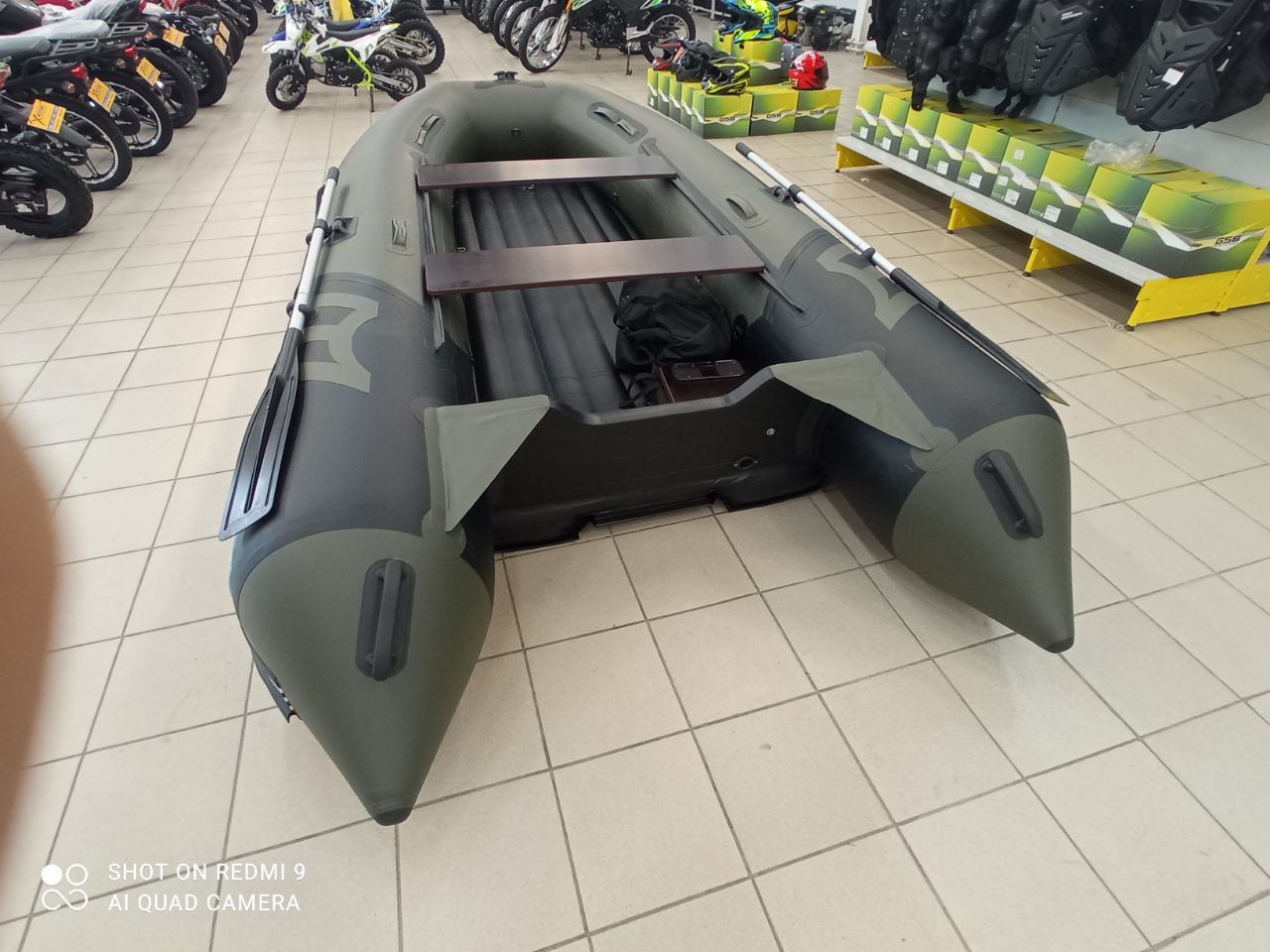 Лодка MISHIMO RIVER JET 410 под водомет в Евпатории