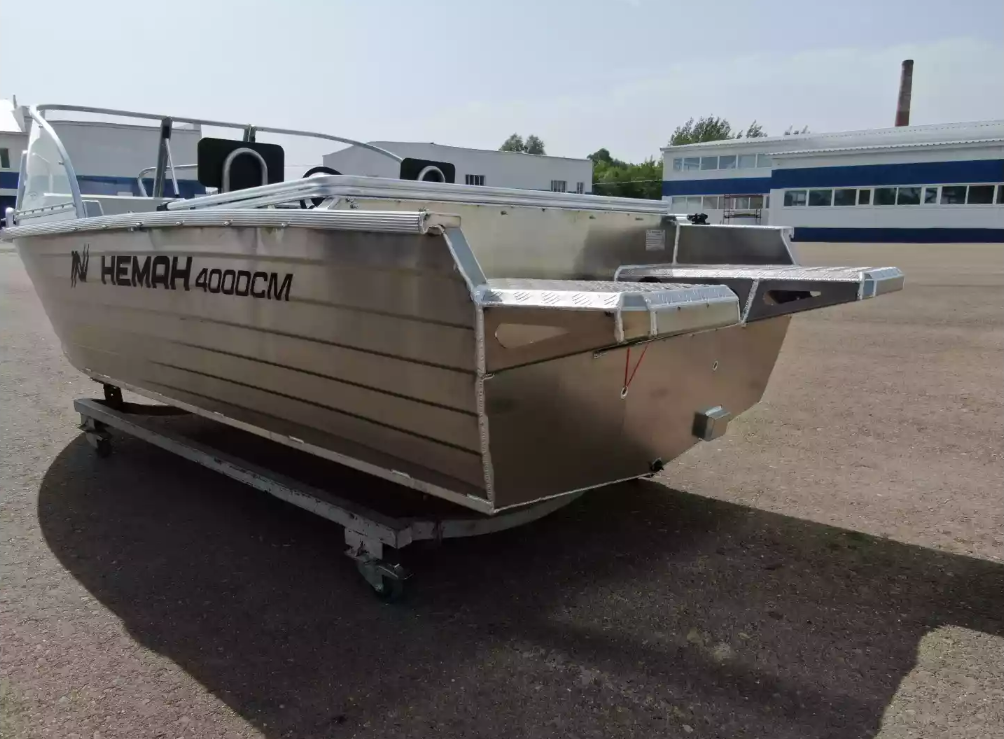 Алюминиевая лодка  Неман-400 DCM NEW в Евпатории