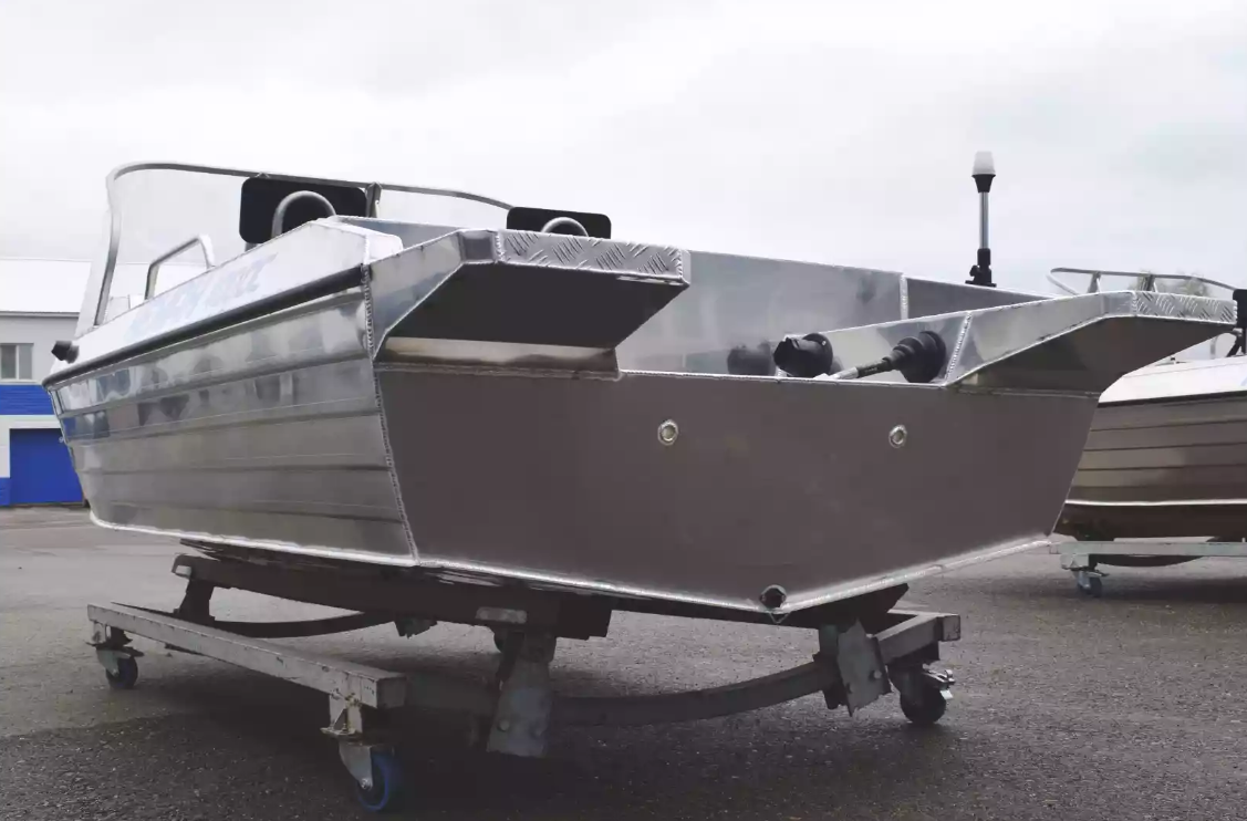 Алюминиевая лодка  Neman-400 DC в Евпатории