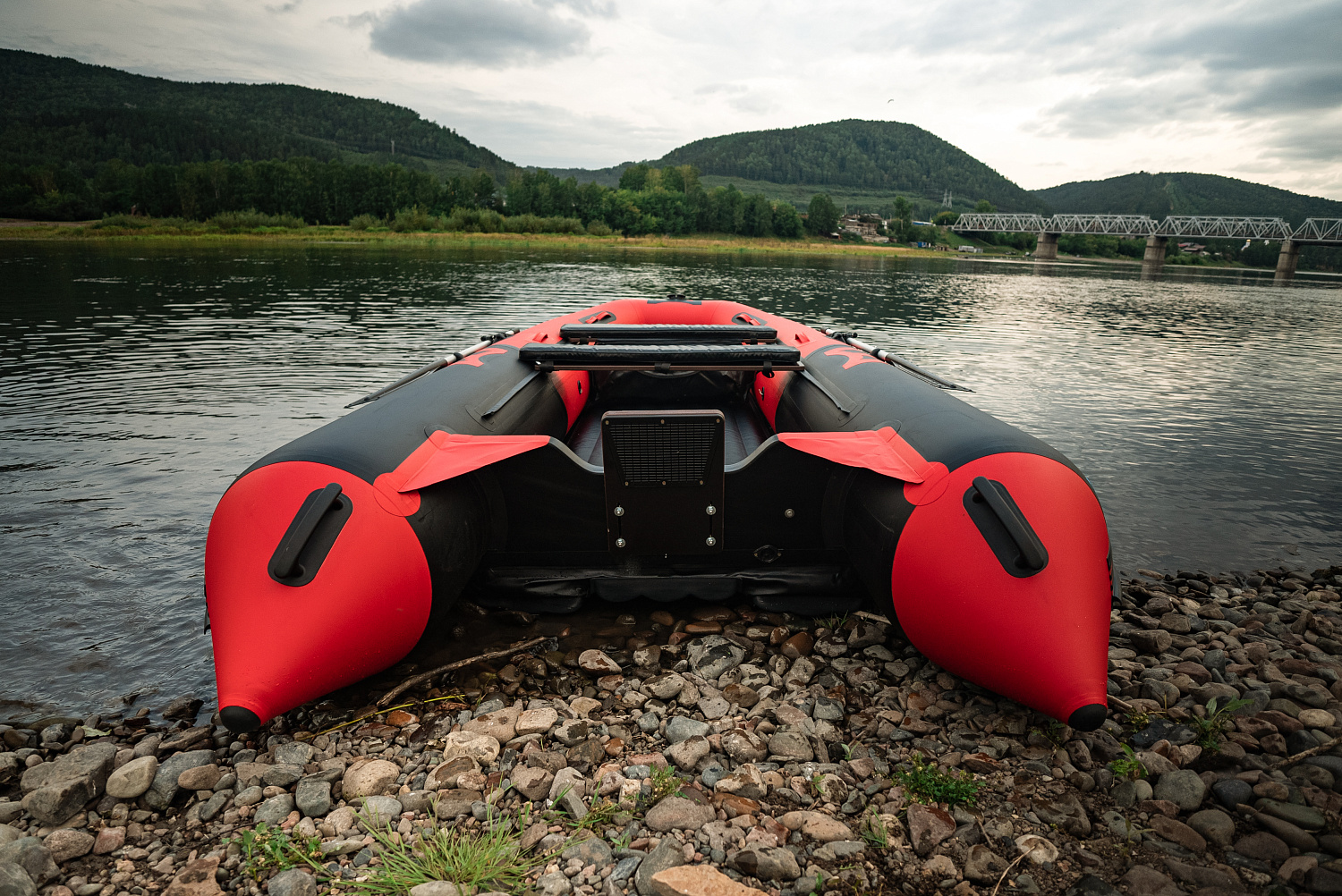 Лодка MISHIMO RIVER JET 390 под водомет в Евпатории