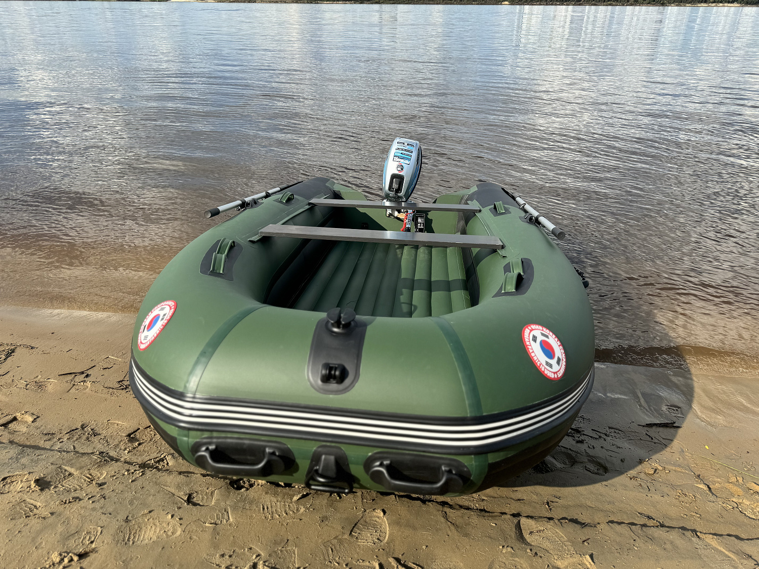 Лодка MISHIMO BIG FLOOR 380 в Евпатории