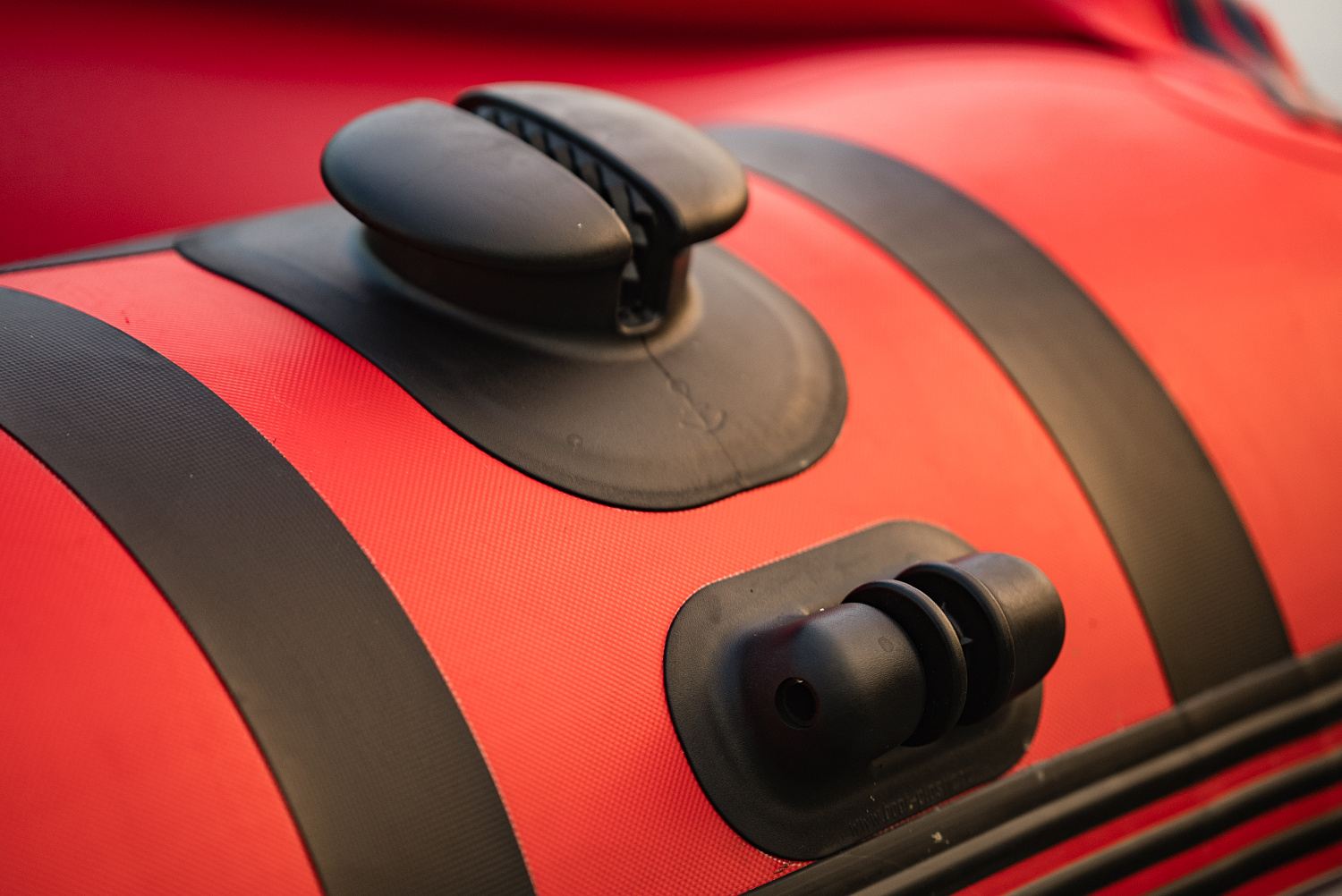 Лодка MISHIMO RIVER FJET PRO 430  под водомет в Евпатории