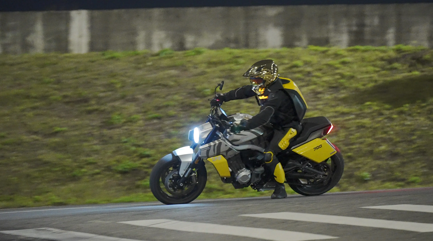 Мотоцикл Benda LFS 700 в Евпатории