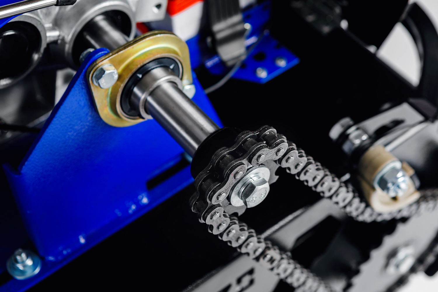 МОТОБУКСИРОВЩИК IKUDZO LONG 2.0 1700/500 EKR20 в Евпатории