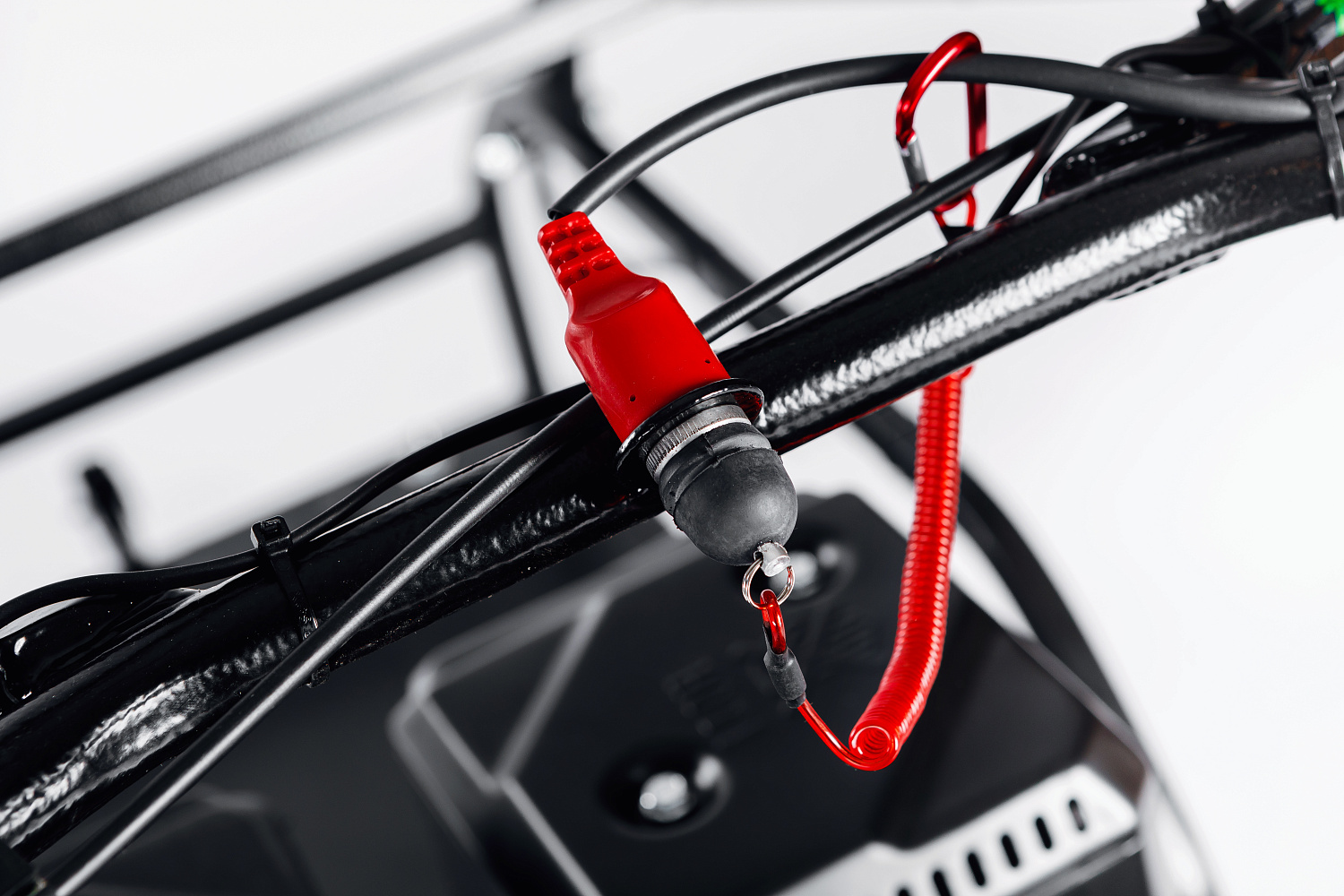 МОТОБУКСИРОВЩИК IKUDZO LONG 2.0 1700/500 EKR20 в Евпатории