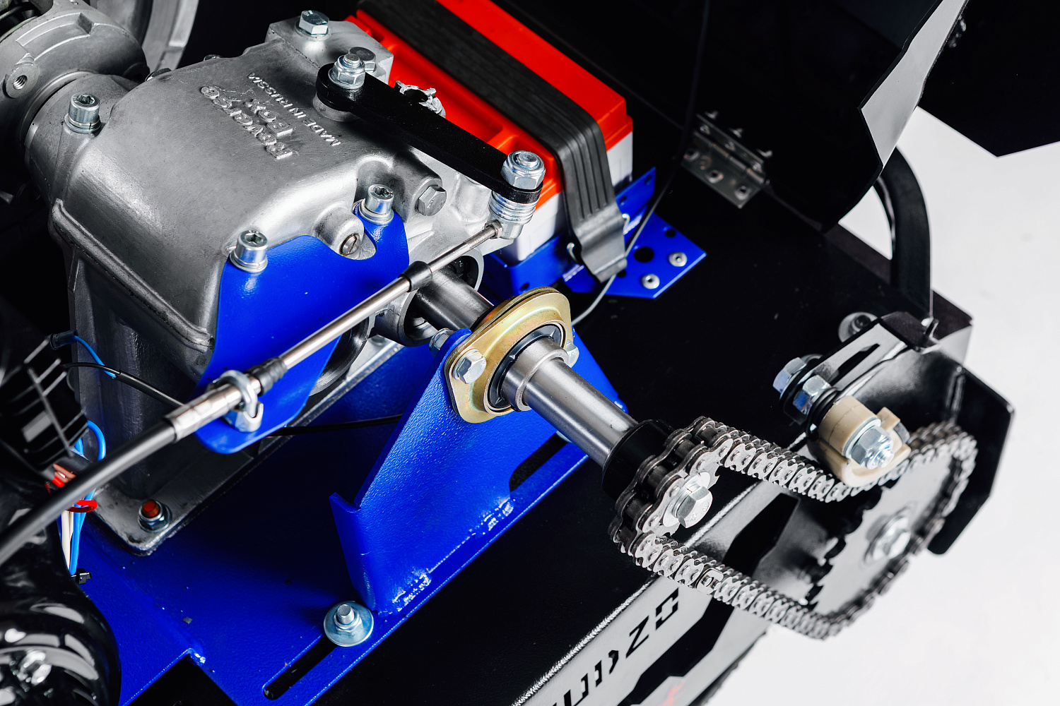 МОТОБУКСИРОВЩИК IKUDZO LONG 2.0 1700/500 EKR20 в Евпатории