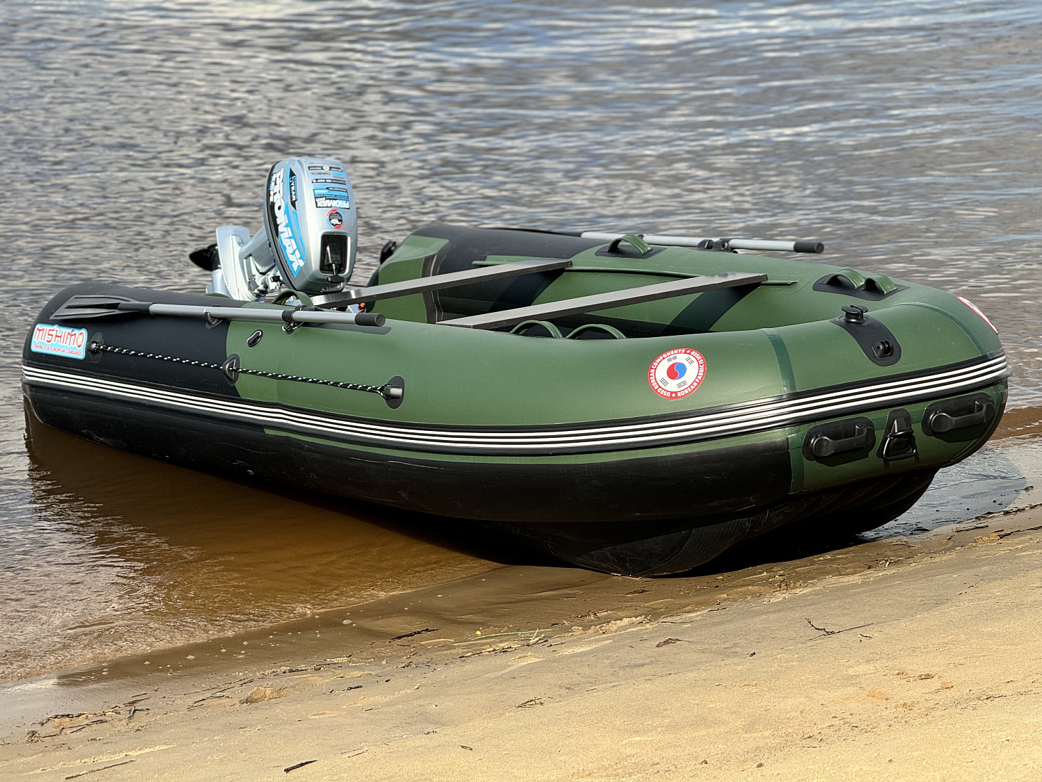 Лодка MISHIMO BIG FLOOR 420 в Евпатории