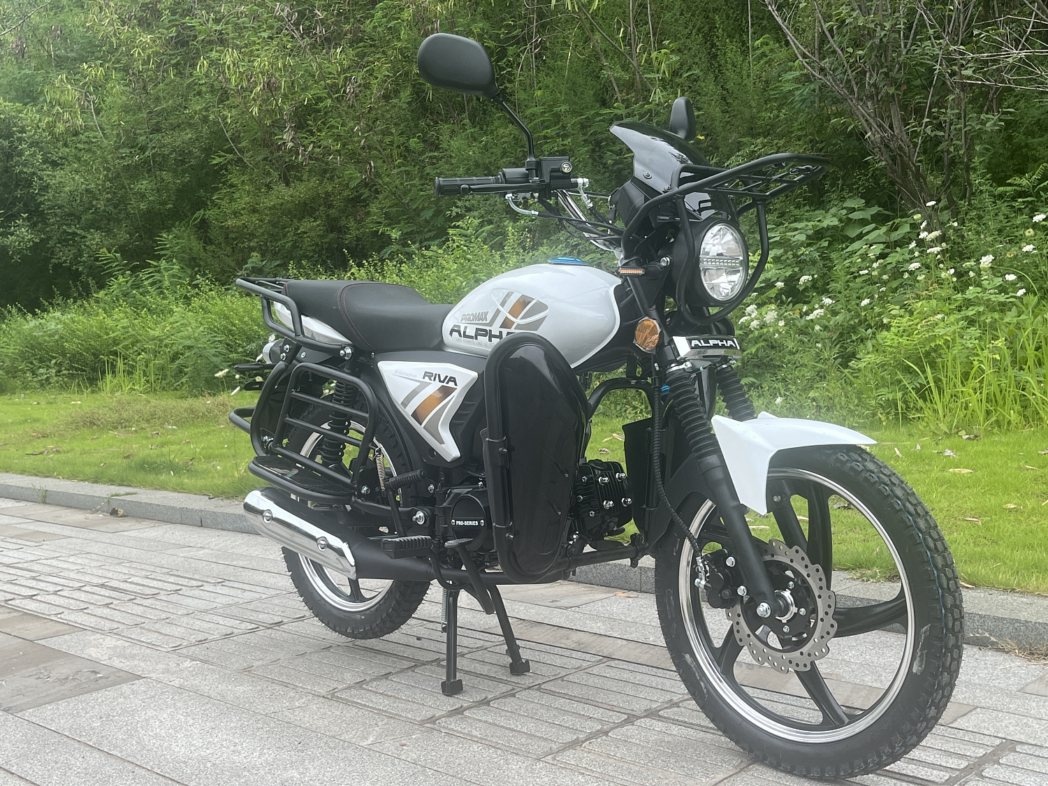 Мопед PROMAX ALPHA RIVA OFF-ROAD 130(49) в Евпатории