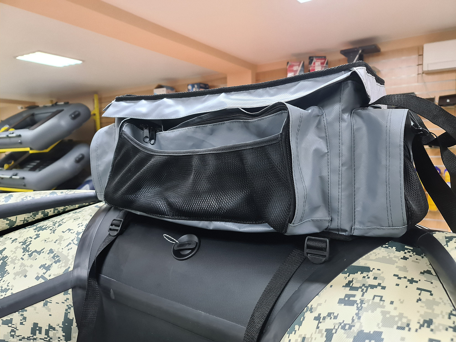 СУМКА ЛЮКС НА БАЛЛОН ДЛЯ ЛОДОК ПВХ 50Х25Х25 СМ в Евпатории