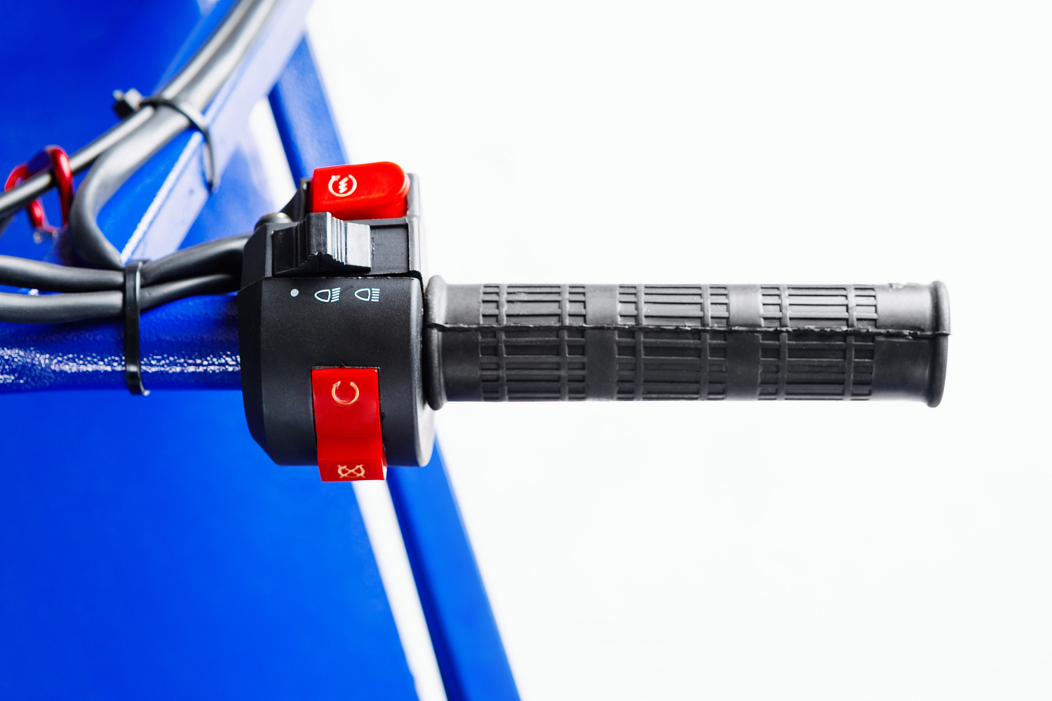 МОТОБУКСИРОВЩИК SNOW DOG 15 л.с. в Евпатории