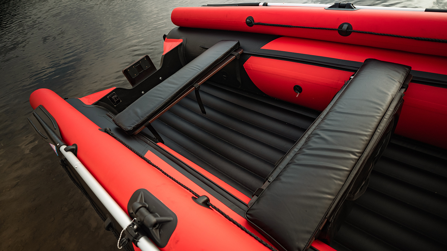 Лодка MISHIMO RIVER FJET PRO 430  под водомет в Евпатории