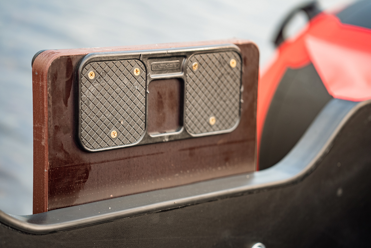 Лодка MISHIMO RIVER FJET PRO 430  под водомет в Евпатории